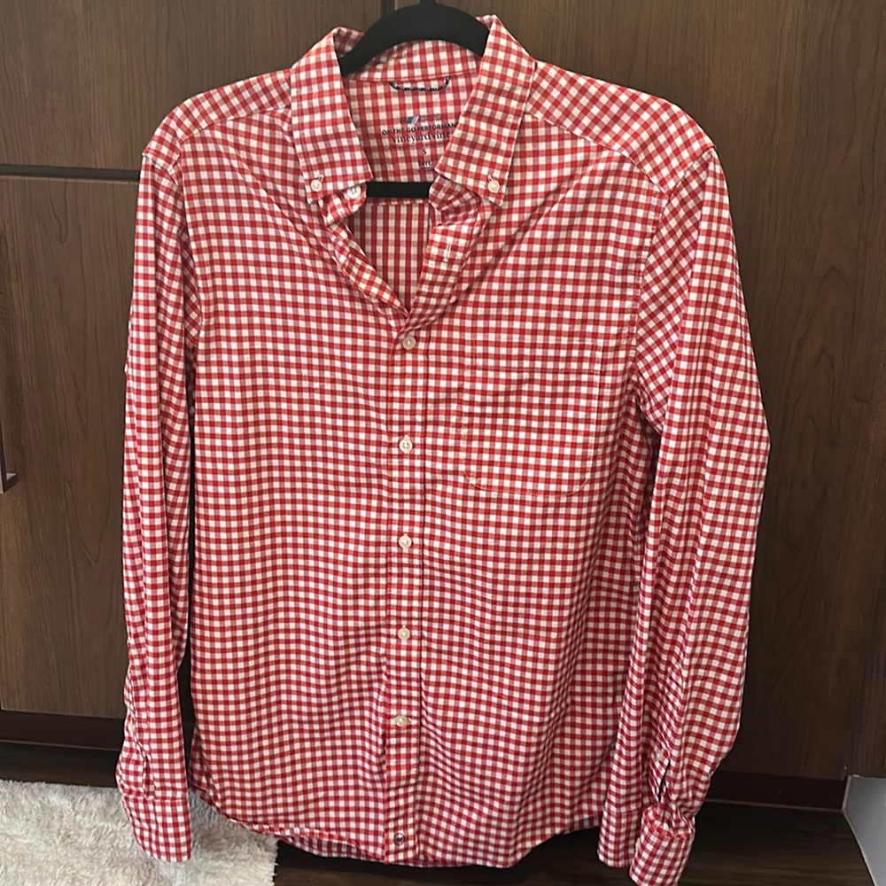 Men’s Vineyard Vines On-The-Go performance button down shirt